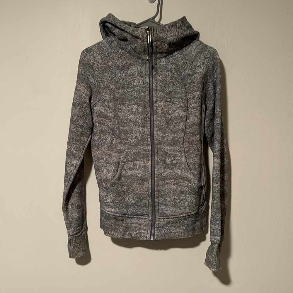 LILULEMON - grey/Beige patterned scuba, full zip